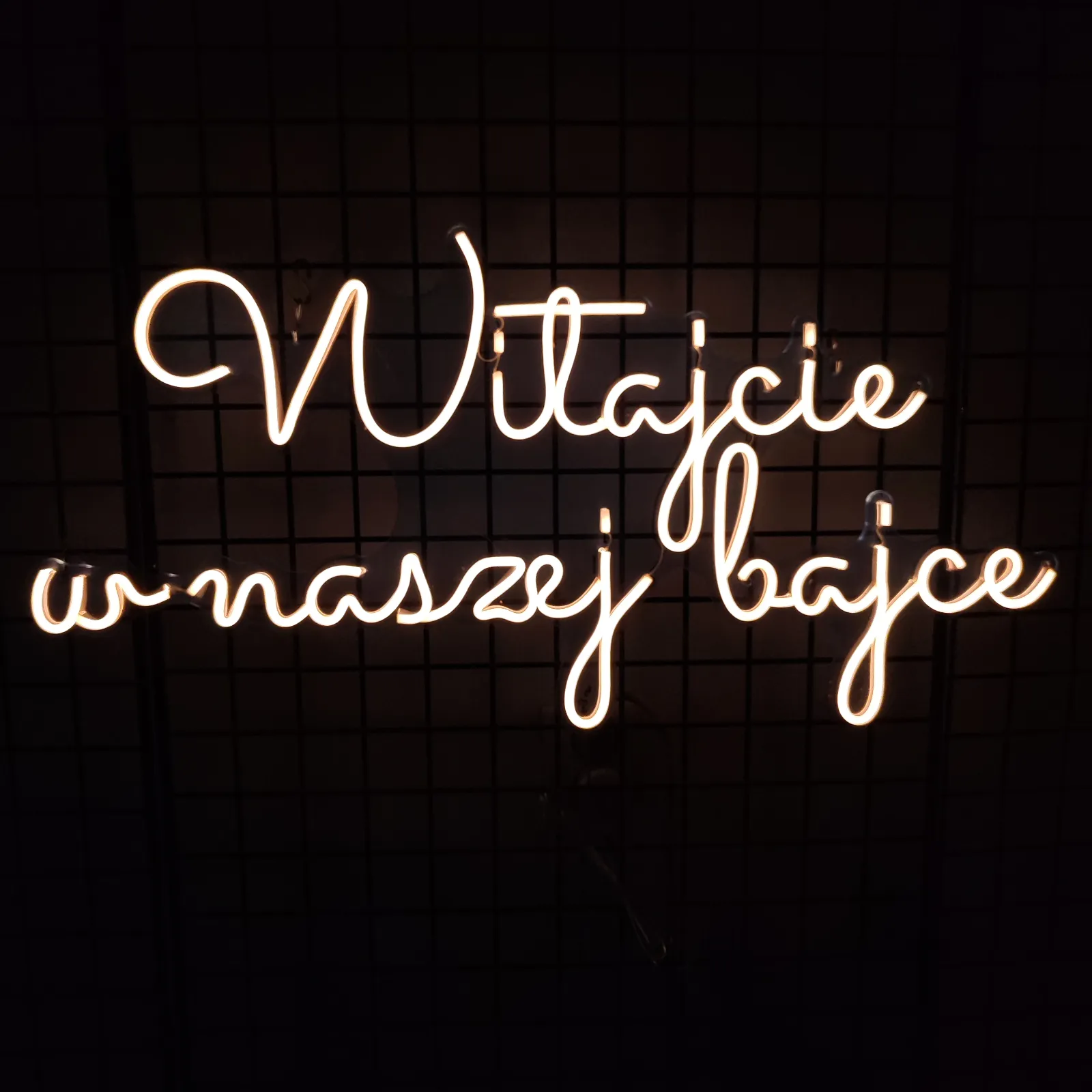Neon Witajcie w naszej bajce – dekoracja LED