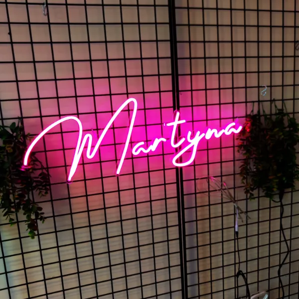 Neon LED z imieniem Martyna – różowy, do sypialni